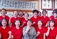 张桂梅的第15次送考,从小父母、学校、社会就告诉我们，一定要好好读书？