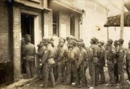 日本6比1胜中国香港,1941年日军攻占香港的兵力有多少？