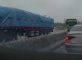 客车高速撞碎隔离墩,车速120码撞水泥墩上会死人么？