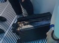 机舱内充电宝疑着火,客舱充电宝起火