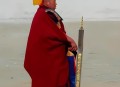 受伤僧人被赶离寺庙,僧人被逐出寺院会怎样
