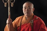 健身房教练被掌掴,少林寺武校学武教练打屁股吗？