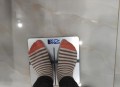 裤子暗藏160支减肥针,微胶囊植入瘦身裤子有用吗？