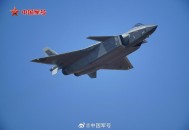 歼-20首飞珍贵画面,歼20在珠海试飞怎么样？