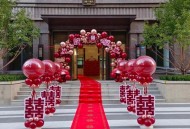 8场婚礼共用一个拱门,婚礼的拱门有什么寓意？