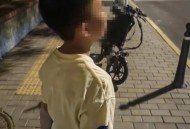 小孩高速路边方便,小孩高速路边方便骑车吗