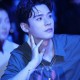 龚俊右眼窝处受伤,
