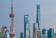 东方明珠玻璃疑热炸,为什么东方明珠塔的玻璃不会碎？
