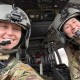 美客机险些撞上战机,飞机及战斗机在空中飞行是怎样防范被鸟撞击的？
