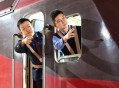 严守视频会议安全门,司机在列车运行中应如何严守限速确认信号，确保列车运行安全？