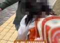 和老太抢座争执被打,在和一老太太吵架时，无意中用手划破了对方的脸，该怎么办？
