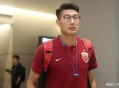 中国球迷遇袭致重伤,中国队与叙利亚的比赛中于海受伤，为什么有些球迷说恒大控制足协让于海受伤？