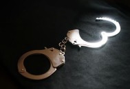 24岁男子驾车致7伤,24岁男子驾车致7伤被抓