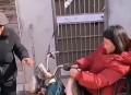 父母离婚拒养残疾儿,残疾父母离婚对孩子的未来有什么影响？