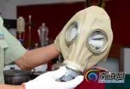 2老师自制毒品,现实中化学老师可以像《绝命毒师》一样制毒吗？