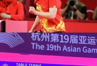 孙颖莎被罚黄牌,釜山孙颖莎吃黄牌是为什么？