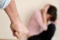 因妻抱怨生闷气患癌,生气容易得癌症吗？