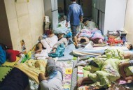 车站为过夜者供床位,icu陪护人员怎么过夜？