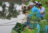 钓到鳄鱼拎进派出所,非凡的大多数怎么钓到鳄鱼仔？