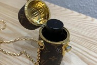 LV口红卖1200元,lv口红什么牌子？