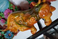 伊朗高温50℃创纪录,一件伊朗早期仿龙泉器物，请各位评判一下究竟是低温釉陶，还是高温青瓷?为什么？