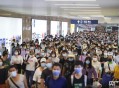 开学季医院就诊高峰,武汉高校迎报到高峰，武铁加开14对临客服务开学季, 你怎么看？