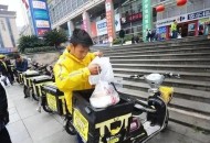 有骑手一天赚1000多,外卖一个月1000单容易吗？