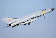 两架无人机高空相撞,两架无人机高空相撞怎么处理