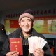 扶贫小组欠万元餐费,农村扶贫款哪个单位说了算？