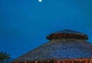 男子租农场骗上亿元,休闲农庄土地租还是买？