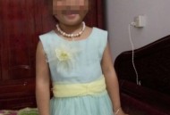 8岁女童被撞身亡,武汉一8岁女孩挂在小区健身器材上身亡，鼻孔冒血泡，你怎么看？