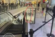 被掉落玻璃砸中去世,玻璃意外掉落砸到人