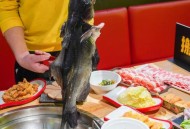 因噪音对邻居浇热油,为什么我的油淋到辣椒不响？