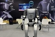 全球首个个人机器人,全球首个个人机器人问世