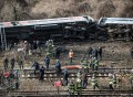 火车脱轨致3人死亡,三联推拉门脱轨了怎么处理？