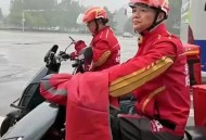 做体育外卖月入10万,送外卖算剧烈运动吗？