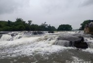 老虎咬水管玩成瀑布,铜梁老虎峡瀑布要门票吗？