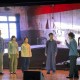 员工点评女观众外貌,红岩中成岗的外貌特征典型事件人物点评？