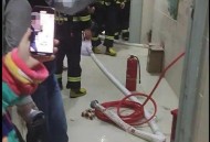 家中点火致母亲死亡,妈妈着火了怎么办？