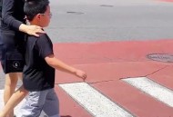 带孙子横穿马路被撞,带孙子横穿马路被撞责任认定