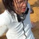女子被洪水冲进地库,女子被洪水冲进地库视频