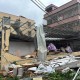 广州山垮塌7人遇难,广州路面塌陷救援人员：二次坍塌3人瞬间被流沙吞没；专家称塌方逼近高架地基危及重要管线，加固方案合理。你怎么看？