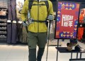 迪卡侬试衣间摄像头,迪卡侬实体店有试衣间吗？