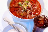 鸭肉做水煮牛肉被罚,鸭子可以吃牛肉吗？