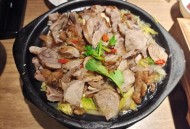 深夜食堂3元就管饱,工地要500人，生活费30一天，管饱一天三顿，可以做吗？