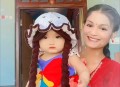 新疆小孩出生就全妆,梁博受欢迎么？为什么？
