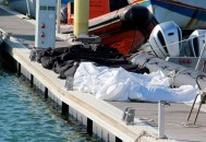 载超200人船只倾覆,漂流有限重吗？