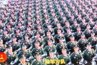 外籍记者看阅兵哭泣,我重新看了一遍19年国庆阅兵，哭的稀里哗啦的，有跟我一样的吗？