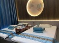 洗浴店女浴区现男子,三女子洗浴会所性侵年轻男子，致其丧失性功能，涉嫌何罪？