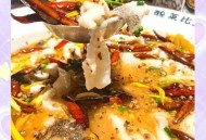 太二酸菜鱼没人吃了,九江太二酸菜鱼贵吗？